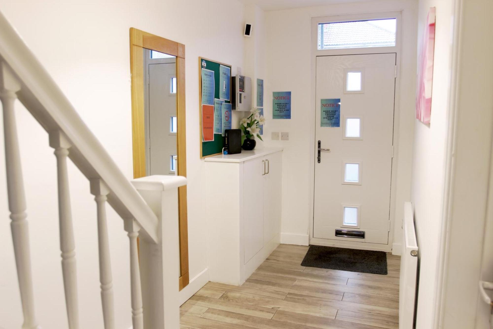House Share With Few Ensuite Rooms Near Southmead 브리스틀 외부 사진