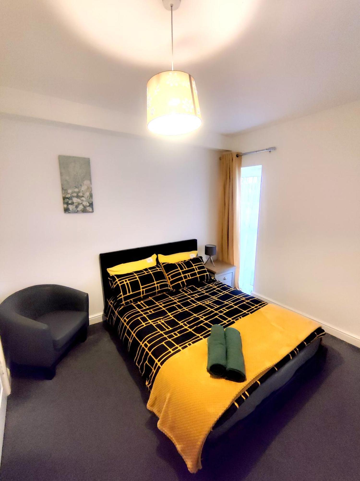 House Share With Few Ensuite Rooms Near Southmead 브리스틀 외부 사진